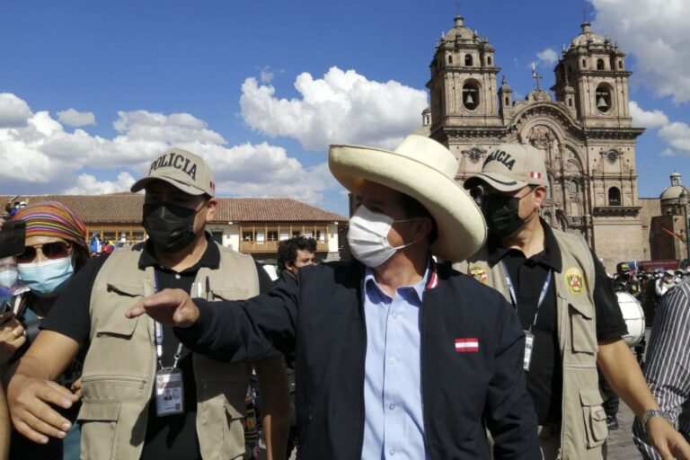 Pedro Castillo: el país necesita la más amplia unidad