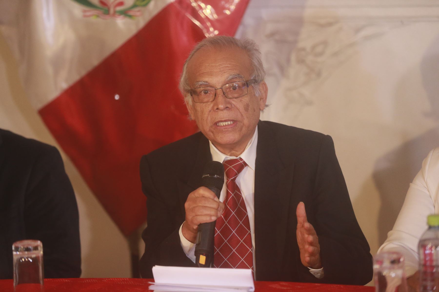 Perú Libre respetará resultados del JNE sobre elecciones, sostiene Aníbal Torres