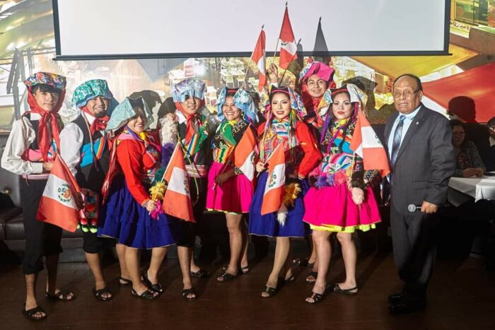 Peruano Promueve Idioma Quechua En Nueva York