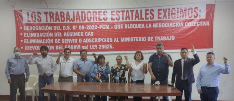 DENUNCIAN AL GOBIERNO DE APROVECHARSE DE LA NECESIDAD DE LOS TRABAJADORES