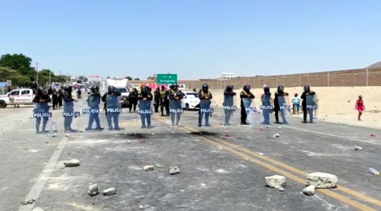 CONFIRMAN UN FALLECIDO Y 11 HERIDOS DURANTE PROTESTAS EN ICA