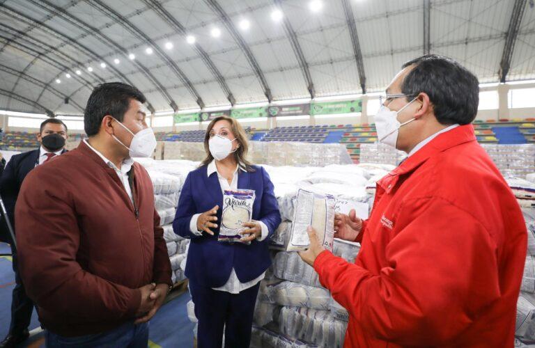 QALI WARMA ENTREGÓ A LA MUNICIPALIDAD DE ATE MÁS 200 TONELADAS DE ALIMENTOS