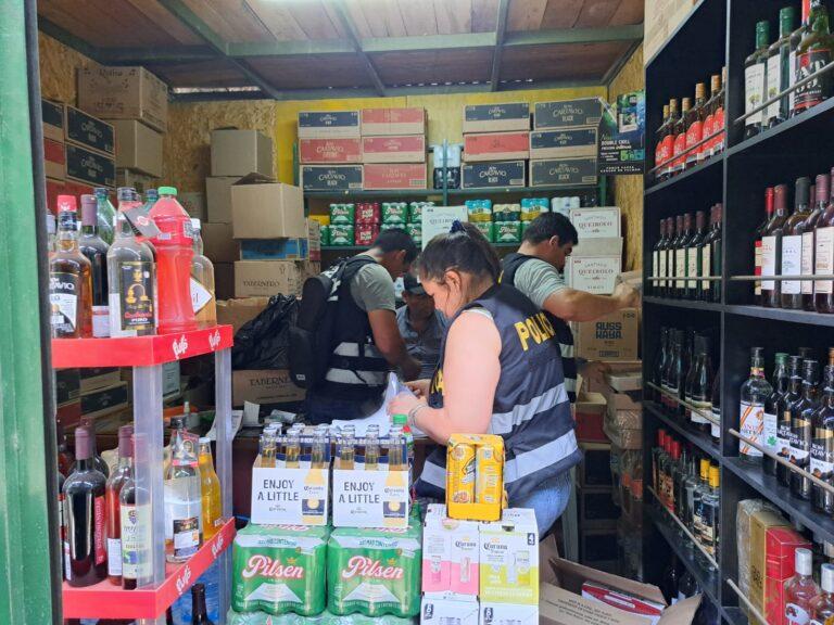 INUNDAN CON CIGARRILLOS ILEGALES MERCADOS DE COMAS Y EL CALLAO