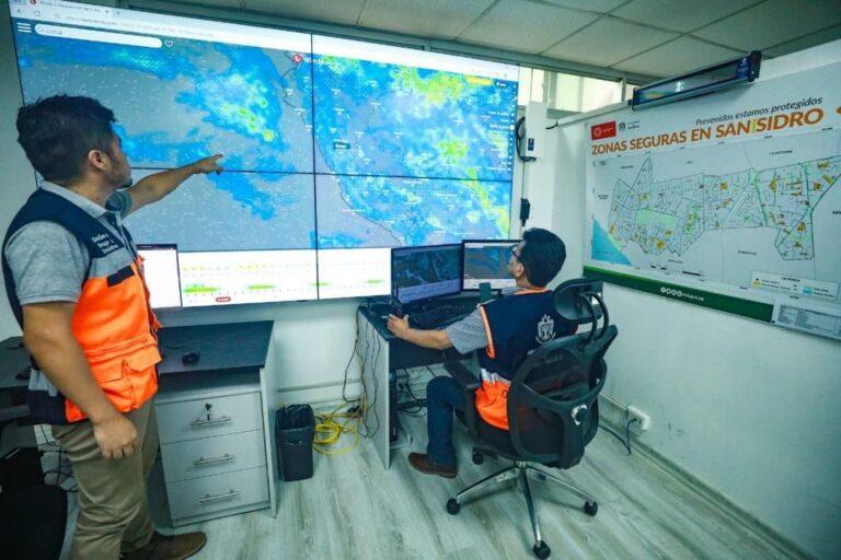 SAN ISIDRO: MONITOREAN DESARROLLO DE LLOVIZNAS INUSUALES DESDE CENTRAL DE CÁMARAS
