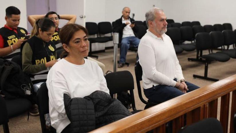 Sada Goray y Mauricio Fernandini ya se encuentran en la corte para pasar control de identidad