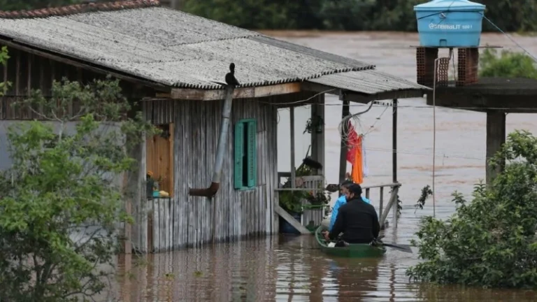 Brasil: aumenta a 22 la cantidad de muertos por el temporal al sur del país