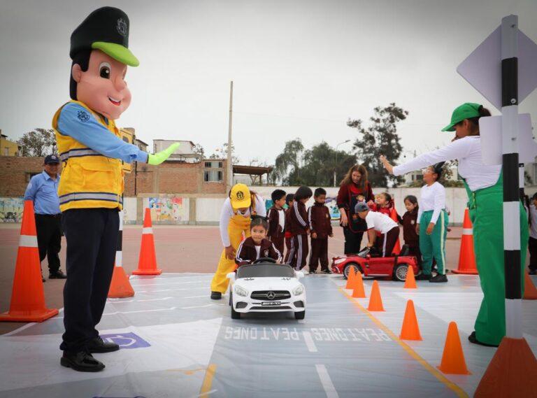 San Isidro: Escolares participan de talleres didácticos de educación vial en sus colegios