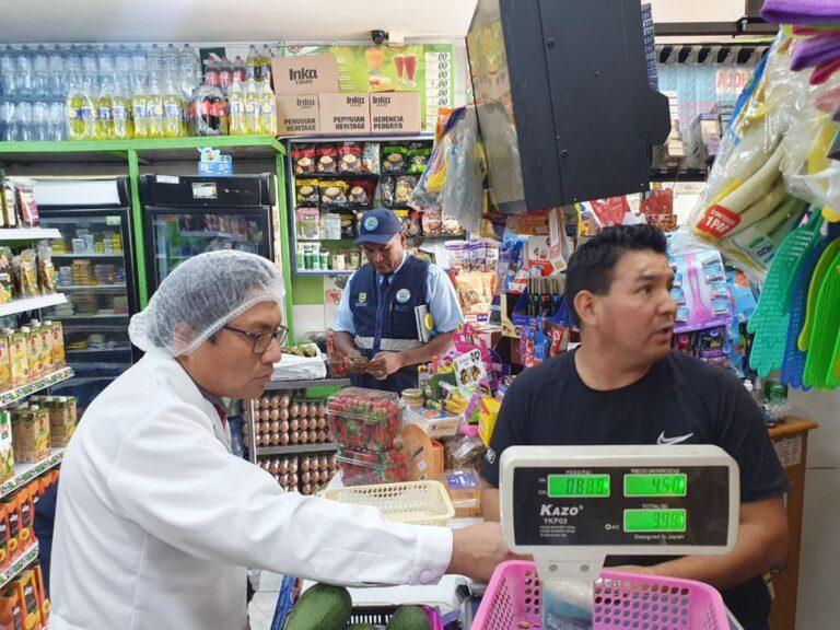 Policía incauta miles de cigarrillos bamba eninmediaciones del mercado El Progreso de Carabayllo