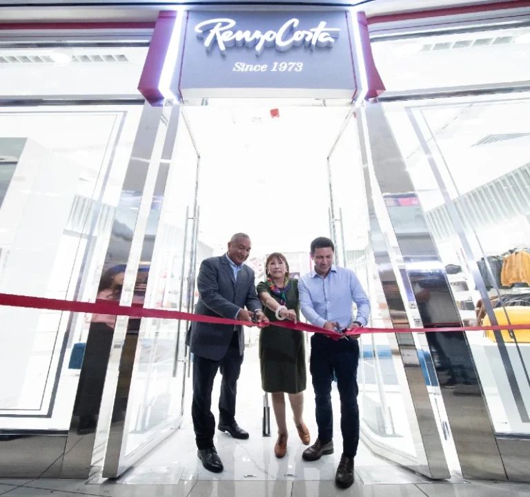 Renzo Costa reapertura su tienda en Real Plaza Salaverry