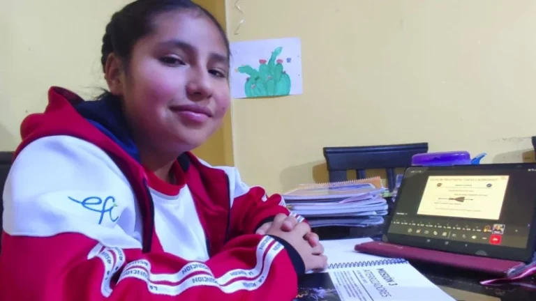 Escolar de Huancayo es seleccionada para visitar el Centro Espacial de la NASA