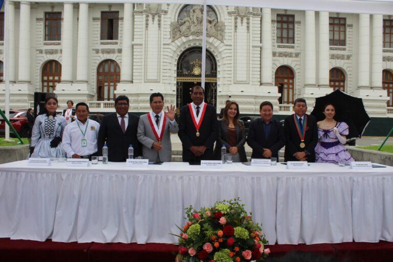 Alcalde provincial y su comitiva presentaron programa por 482ª aniversario de su ciudad