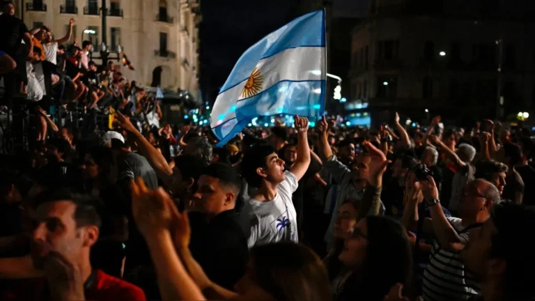 El Gobierno de Javier Milei se enfrenta a una cascada de demandas por su decreto económico