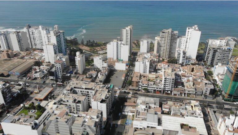 Municipalidad de Miraflores recibió formalmente terreno para centro dedicado a la atención en salud