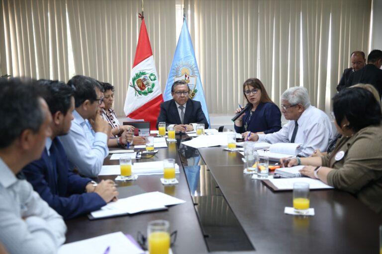 Ministra de Educación coordina acciones en El Callao