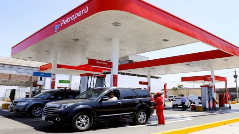 Petroperú afirma que su participación en mercado favorece mejores precios