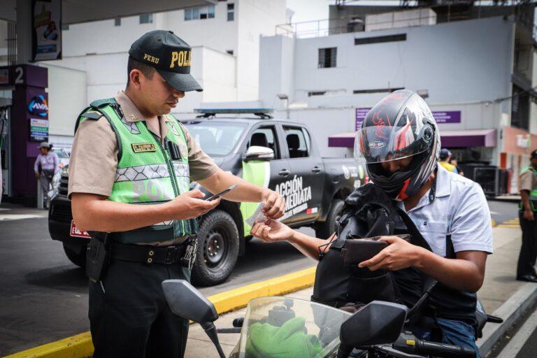 San Isidro: Refuerzan operativos diarios de control de motos y vehículos con lunas polarizadas
