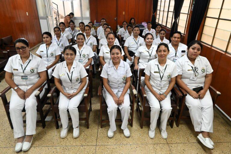 Futuros licenciados en enfermería culminan su internado en el hospital PNP «Luis N. Sáenz»