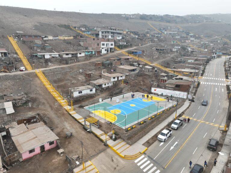 “El Milagro de las Escaleras” avanza por los cerros limeños