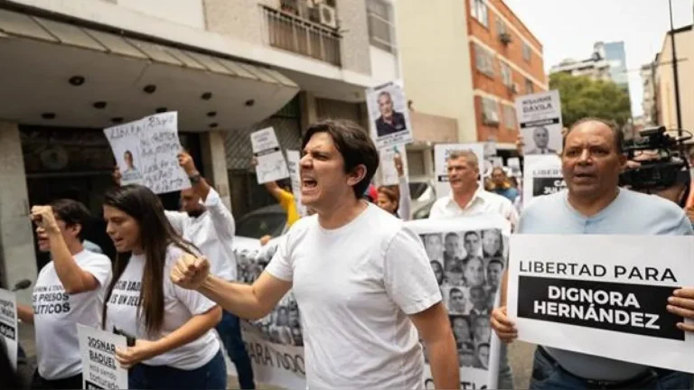 Venezolanos piden a Lula mediar en favor de la «libertad plena» de los «presos políticos»