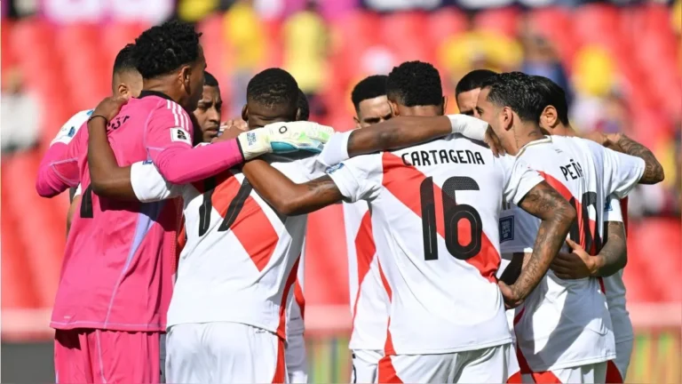 La selección de Perú descendió en el ranking FIFA tras los partidos ante Colombia y Ecuador