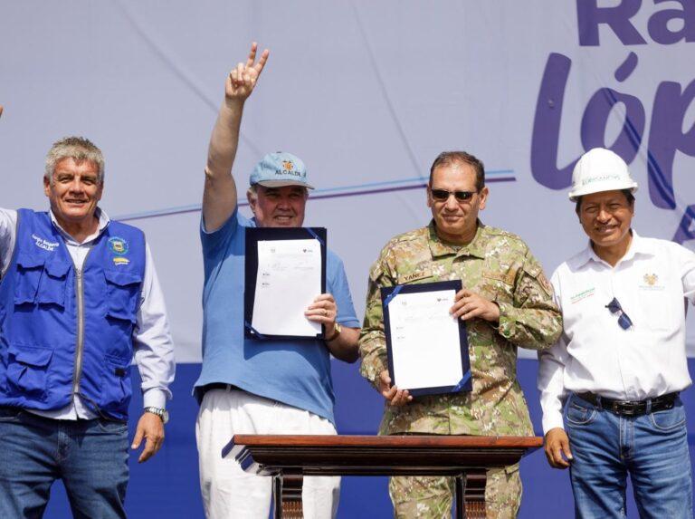 Maquinaria pesada del Ejército Peruano (EP) lista para iniciar obras en autopista Ramiro Prialé