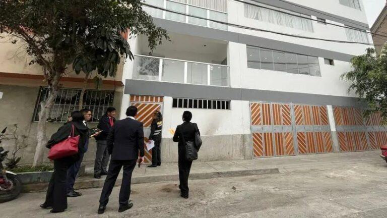 Fiscalía allana vivienda de María Agüero por presunto recorte de sueldos a sus trabajadores