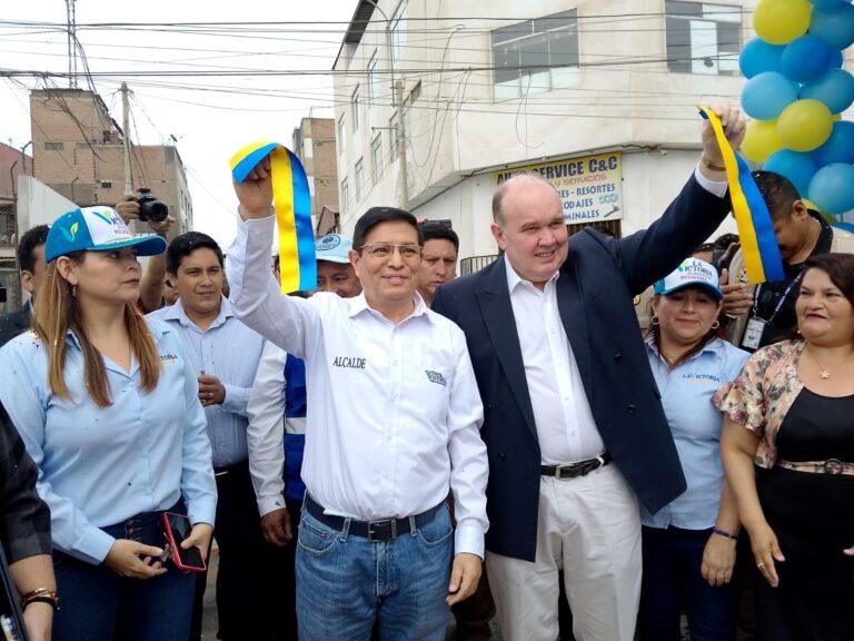 Rafael López Aliaga inaugura nuevo parque Ignacio Cossio de La Victoria