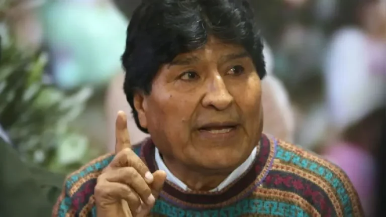 Evo Morales asegura su candidatura presidencial en Bolivia, aunque sea con sigla «prestada»