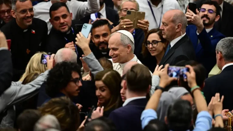 Chiclayo se vuelve viral por sus recuerdos con el papa León XIV