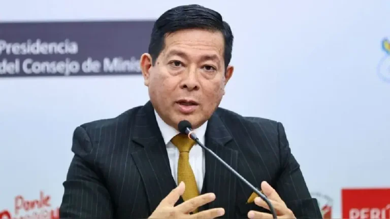 Eduardo Arana anuncia cambios en la política de Gobierno ante inminente voto de confianza