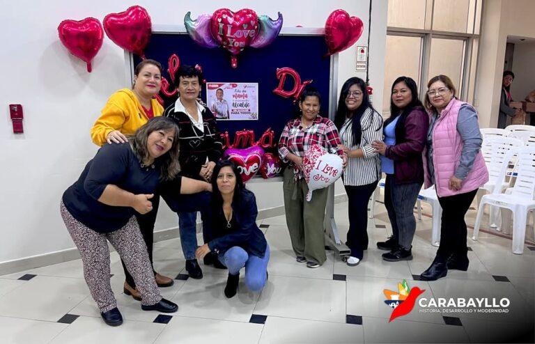 Alcalde de Carabayllo brindó un desayuno especial a las madres de la municipalidad