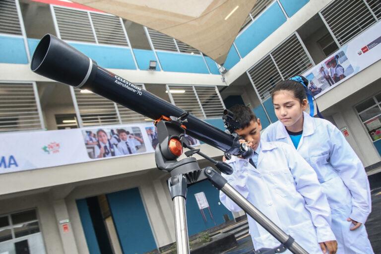 Gobierno anuncia la construcción de más escuelas bicentenario en el país