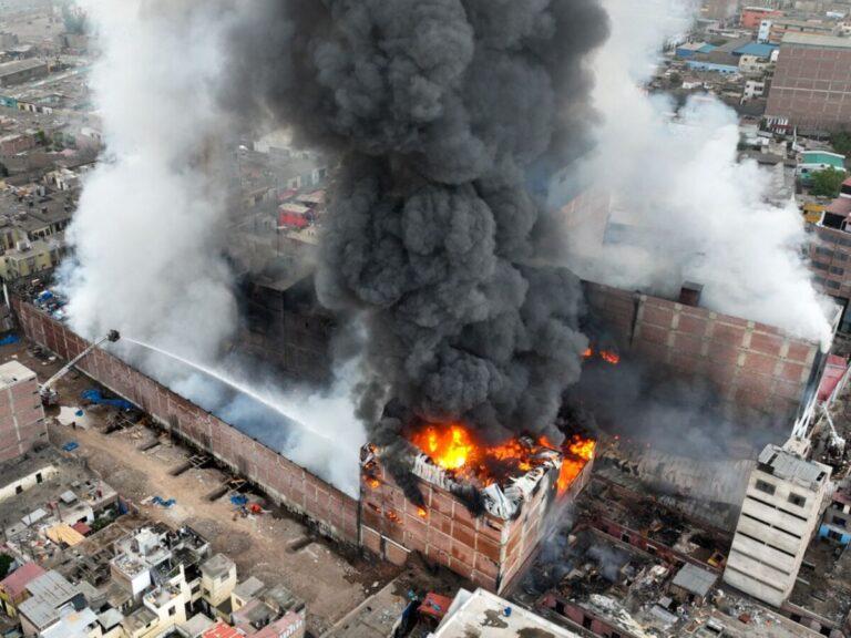 Concejo de Lima aprueba iniciativa legislativa para expropiar inmuebles incendiados el marzo pasado en los Barrios Altos