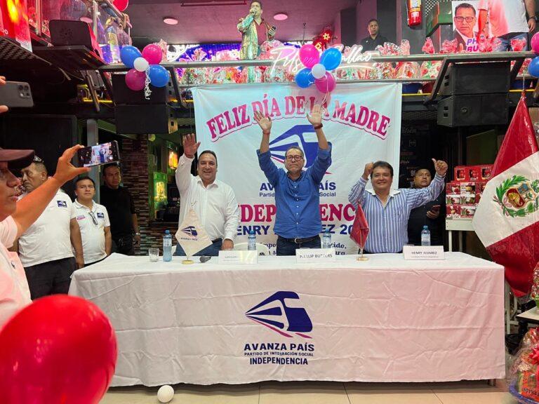 Phillip Butters rinde homenaje a las madres de Avanza País